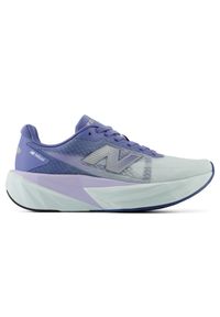 Buty damskie New Balance FuelCell Rebel v5 WFCX5TV – niebieskie. Kolor: różowy. Materiał: syntetyk, materiał, guma. Szerokość cholewki: normalna. Wzór: geometria. Sport: bieganie, fitness #1