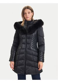 Guess Kurtka zimowa New Oxana W4BL61 WGLZ0 Czarny Regular Fit. Kolor: czarny. Materiał: syntetyk. Sezon: zima #1