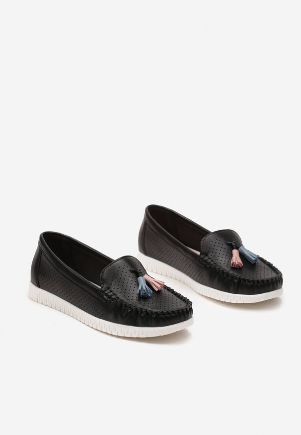 Born2be - Czarne Ażurowe Mokasyny z Marszczeniem i Frędzlami ze Skórzaną Wkładką Imbleria. Okazja: na spacer. Kolor: czarny. Materiał: skóra. Wzór: ażurowy. Styl: elegancki