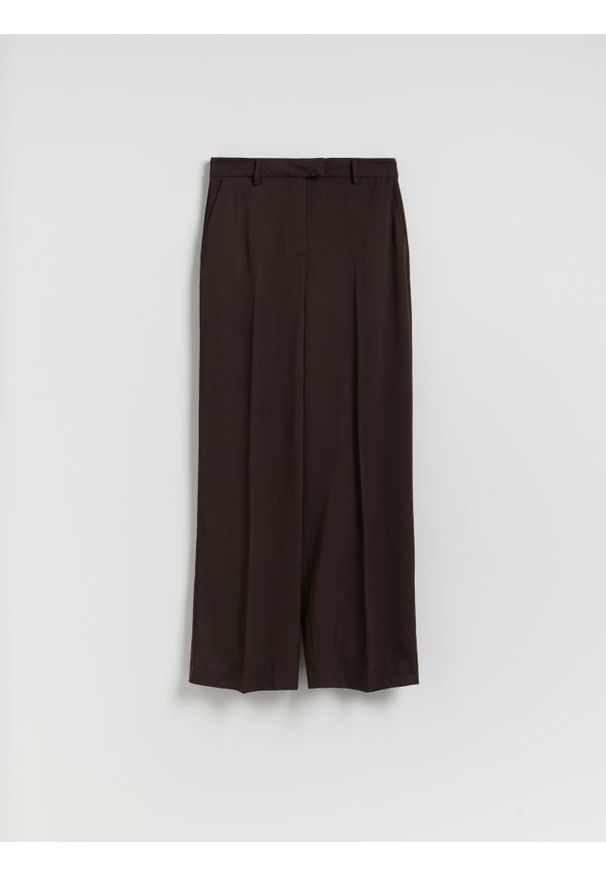 Reserved - Spodnie z domieszką wełny - ciemnobrązowy. Kolor: brązowy. Materiał: wełna