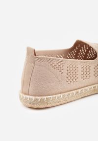 Born2be - Ciemnobeżowe Espadryle z Plecionką i Ażurowym Zdobieniem Lanivesa. Okazja: na co dzień, na spacer. Kolor: beżowy. Materiał: materiał, jeans, len. Szerokość cholewki: normalna. Wzór: aplikacja, ażurowy. Sezon: lato, wiosna. Styl: elegancki, klasyczny, wakacyjny, casual #4