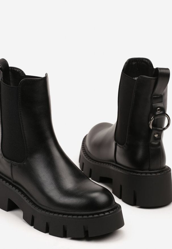 Renee - Czarne Botki Vices Sztyblety na Platformie Ozdobione Metaliczną Aplikacją Zaidera. Okazja: na co dzień. Kolor: czarny. Wzór: aplikacja. Obcas: na platformie. Styl: casual, elegancki, klasyczny