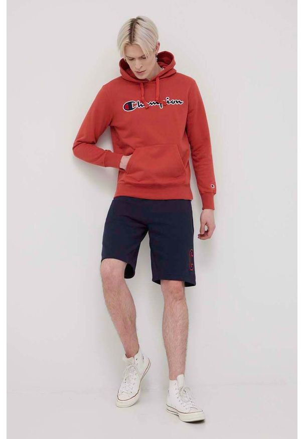 Champion bluza 217060 męska kolor czerwony z kapturem z aplikacją. Typ kołnierza: kaptur. Kolor: czerwony. Wzór: aplikacja