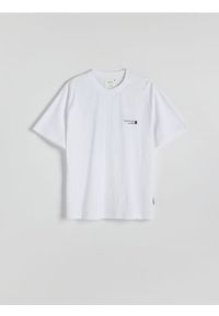 Reserved - T-shirt relaxed z nadrukiem - biały. Kolor: biały. Materiał: bawełna, dzianina. Wzór: nadruk #1