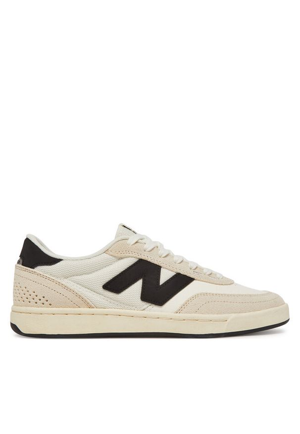 Sneakersy New Balance. Kolor: beżowy