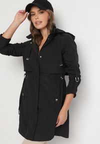 Born2be - Czarna Kurtka w Stylu Parki z Odpinanym Kapturem i Troczkami Halirsa. Okazja: na co dzień, na spacer. Kolor: czarny. Materiał: jeans. Styl: klasyczny, casual, elegancki #7