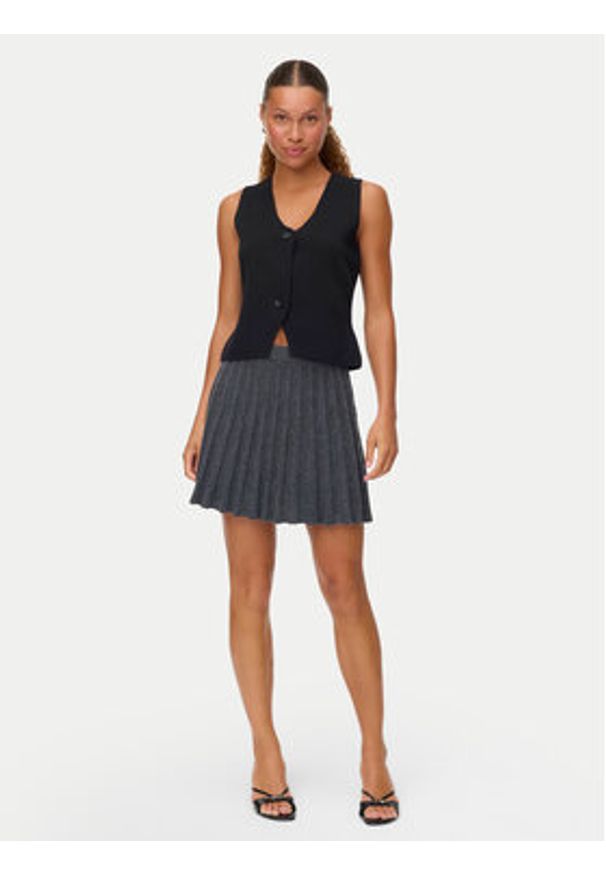 Vero Moda Spódnica plisowana Marina 10331534 Szary Regular Fit. Kolor: szary. Materiał: syntetyk
