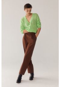 mango - Mango spodnie Charlie damskie kolor brązowy szerokie high waist. Stan: podwyższony. Kolor: brązowy. Materiał: włókno #2