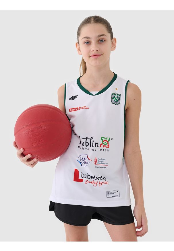 4f - 4F Koszulka meczowa replika domowa z sezonu 2024/25 dziecięca 4F x AZS UMCS Lublin - multikolor 158/164 (12-14 lat). Typ kołnierza: dekolt w serek. Kolor: wielokolorowy. Materiał: dzianina, włókno, syntetyk, materiał. Wzór: gładki, ze splotem, geometria. Sezon: lato. Sport: fitness, koszykówka