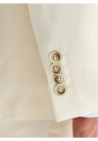 Pako Lorente - PAKO LORENTE - Beżowa marynarka garniturowa z lnem. Kolor: beżowy. Materiał: len. Wzór: gładki. Sezon: wiosna #9