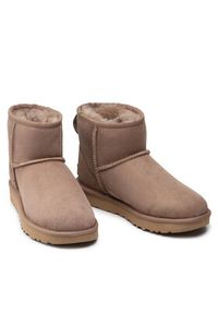 Ugg Śniegowce W Classic Mini II 1016222 Brązowy. Kolor: brązowy. Materiał: zamsz, skóra #4