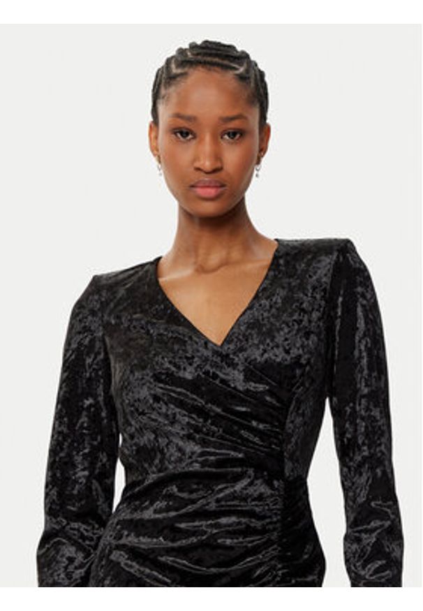 Rinascimento Sukienka koktajlowa CFC0121946003 Czarny Regular Fit. Kolor: czarny. Materiał: syntetyk. Styl: wizytowy