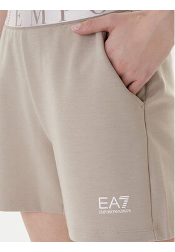 EA7 Emporio Armani Szorty sportowe 7W001153 AF12501 U6225 Beżowy Regular Fit. Kolor: beżowy. Materiał: syntetyk