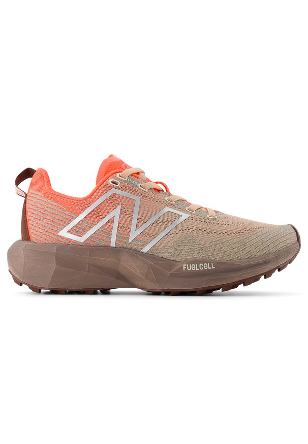 Buty damskie New Balance FuelCell Venym WTVNYMV1 – beżowe. Kolor: beżowy. Materiał: guma, materiał, syntetyk. Szerokość cholewki: normalna. Sport: bieganie, fitness