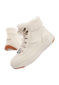 skechers - Buty zimowe damskie Skechers wodoodporne. Kolor: beżowy. Materiał: skóra, nubuk, materiał, syntetyk, futro. Szerokość cholewki: normalna. Sezon: zima