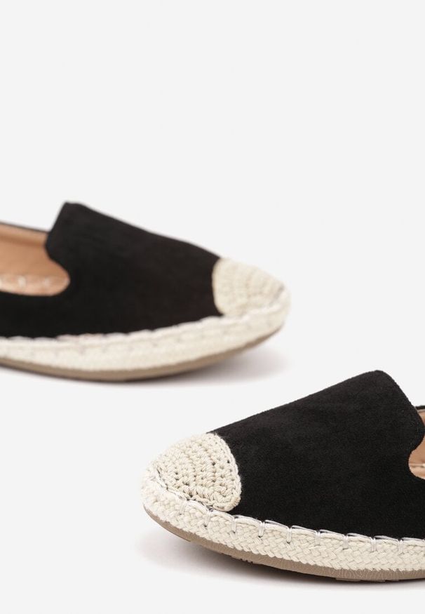 Renee - Czarne Espadryle z Motywem Plecionki Ralomea. Okazja: na co dzień, na imprezę. Kolor: czarny. Sezon: lato. Styl: elegancki, casual