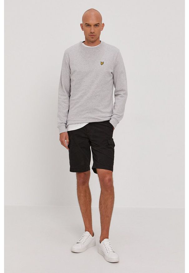 Lyle & Scott Bluza bawełniana męska kolor szary gładka. Okazja: na co dzień. Kolor: szary. Materiał: bawełna. Wzór: gładki. Styl: casual