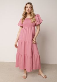Born2be - Różowa Wiskozowa Sukienka z Bufiastymi Rękawami i Marszczoną Górą Liones. Okazja: na co dzień. Kolor: różowy. Materiał: wiskoza. Długość rękawa: krótki rękaw. Sezon: lato. Typ sukienki: proste. Styl: wakacyjny, casual #5