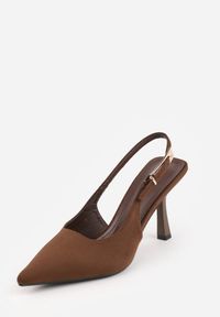 Renee - Brązowe Szpilki Slingback VICES z Imitacji Zamszu z Prostokątną Klamerką Natuma. Okazja: na co dzień, na randkę, na ślub cywilny, na wesele. Zapięcie: klamry. Kolor: brązowy. Materiał: zamsz. Obcas: na szpilce. Styl: casual, elegancki #8