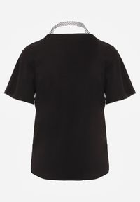 Renee - Czarny Bawełniany T-shirt Hillswor Ozdobiony Apaszką. Kolor: czarny. Materiał: bawełna. Wzór: aplikacja. Styl: elegancki #8