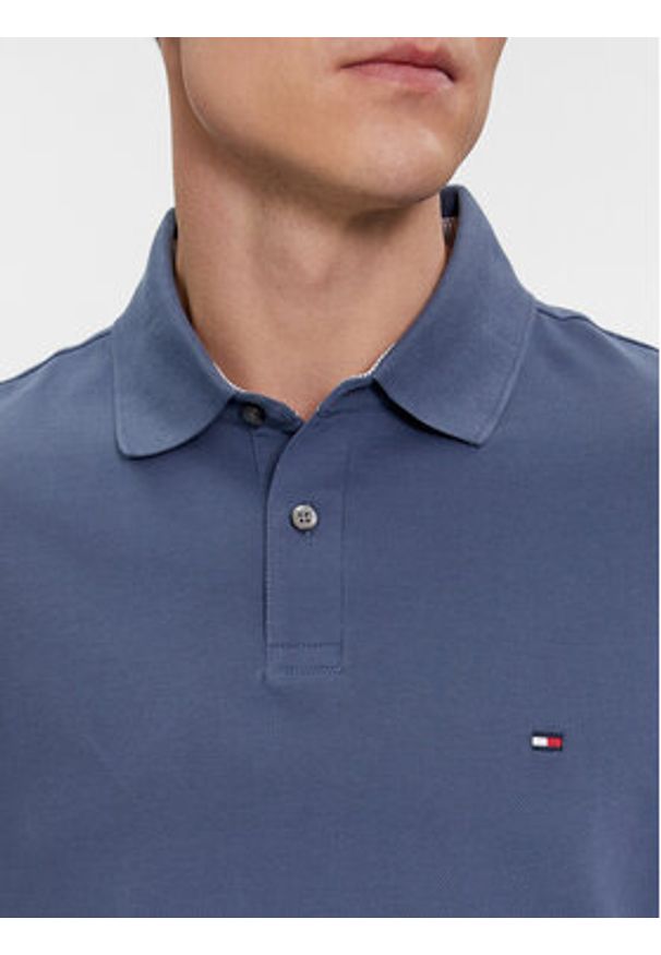 TOMMY HILFIGER - Tommy Hilfiger Polo 1985 Regular Polo MW0MW17770 Niebieski Regular Fit. Typ kołnierza: polo. Kolor: niebieski. Materiał: bawełna