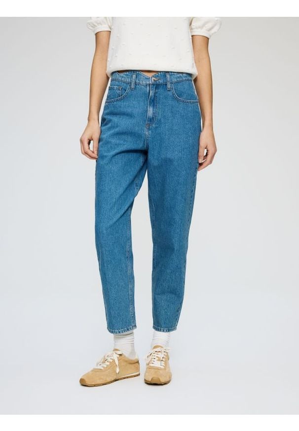 Reserved - Jeansy mom fit - niebieski. Kolor: niebieski