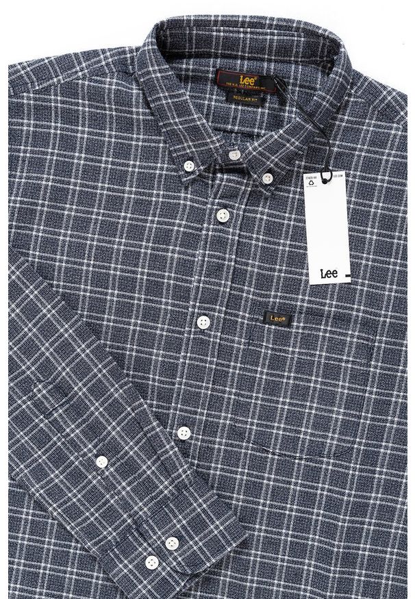 Lee - KOSZULA LEE REFINED BUTTON DOWN MIDNIGHT NAVY L882OQMA 112123594. Typ kołnierza: button down. Materiał: bawełna