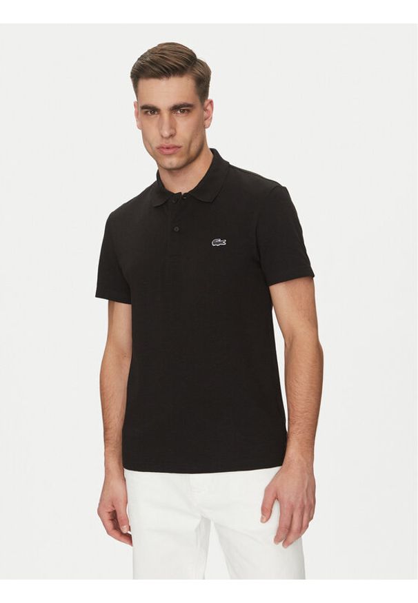Lacoste Polo DH5522 Czarny Regular Fit. Typ kołnierza: polo. Kolor: czarny. Materiał: bawełna, syntetyk