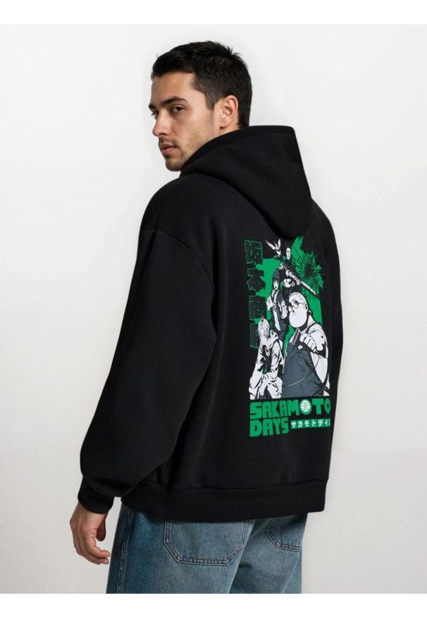 Sinsay - Bluza hoodie z nadrukiem Sakamoto Days - czarny. Kolor: czarny. Wzór: nadruk