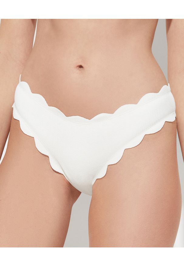 MARYSIA SWIM - Biały dół od bikini Antibes High Waist. Stan: podwyższony. Kolor: biały. Materiał: tkanina, materiał