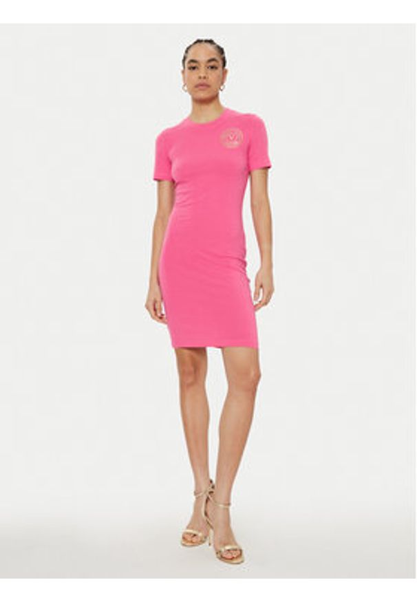Versace Jeans Couture Sukienka codzienna 78HAOT00 Różowy Slim Fit. Okazja: na co dzień. Kolor: różowy. Materiał: bawełna. Typ sukienki: proste. Styl: casual