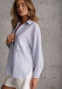 Renee - Jasnoniebieska Koszula Oversize z Bawełny w Paski z Podwijanymi Rękawami Mesevis. Kolor: niebieski. Materiał: bawełna. Wzór: paski. Styl: elegancki #5