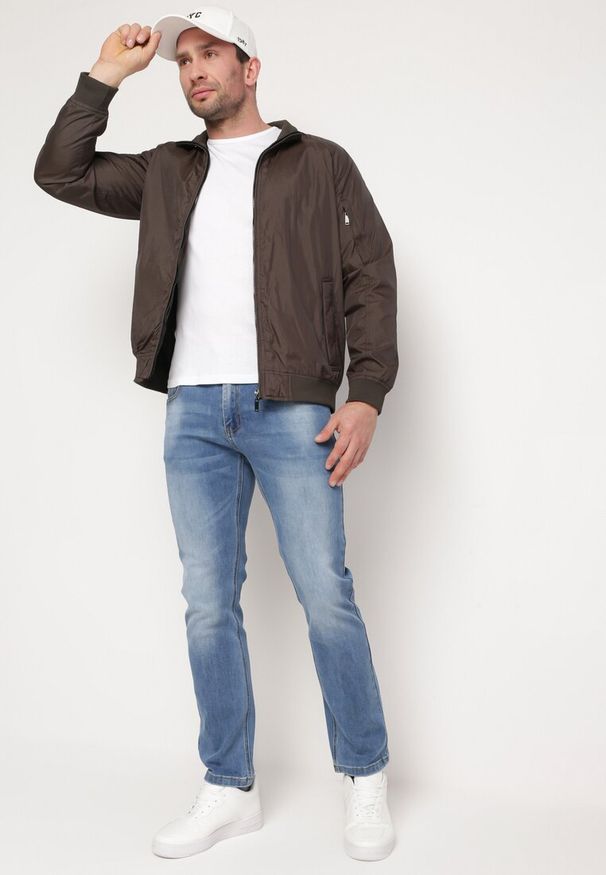 Born2be - Ciemnozielona Kurtka Typu Wiatrówka z Kieszeniami na Suwaki Nollafa. Kolor: zielony