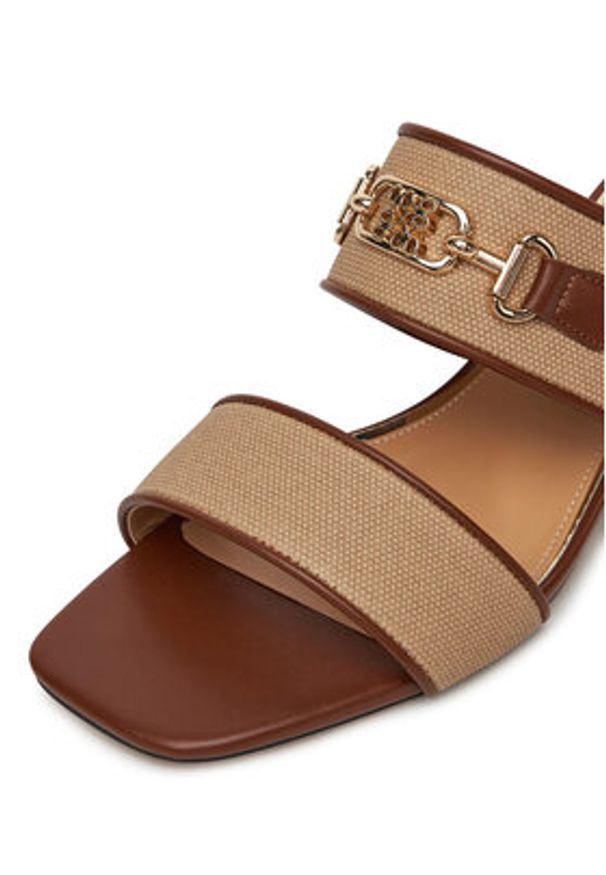 Nine West Klapki 2560-01 Beżowy. Kolor: beżowy. Materiał: materiał, syntetyk