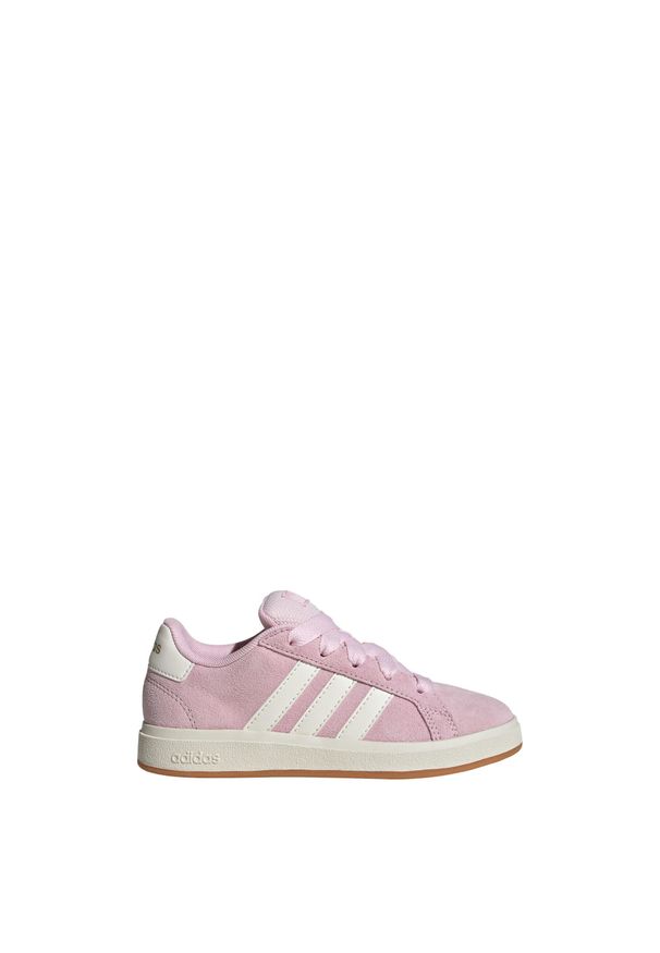Adidas - Kapcie ADIDAS GRAND COURT 00s K Rose. Kolor: różowy, wielokolorowy, brązowy, biały. Materiał: tworzywo sztuczne. Sport: turystyka piesza