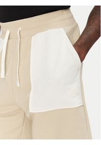 The North Face Szorty sportowe Terry NF0A8C29 Beżowy Regular Fit. Kolor: beżowy. Materiał: bawełna, syntetyk. Styl: sportowy #3