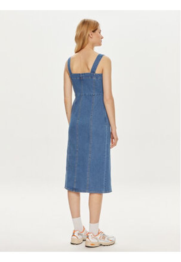 Vero Moda Sukienka jeansowa Saila 10310393 Niebieski Regular Fit. Kolor: niebieski. Materiał: bawełna