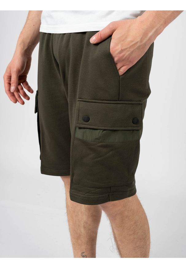 Antony Morato Szorty | MMFP00308-FA150137 | Mężczyzna | Khaki, Zielony. Okazja: na co dzień. Kolor: wielokolorowy, brązowy, zielony. Materiał: bawełna, poliester. Styl: casual