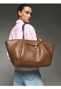 Reserved - Torebka shopper - beżowy. Kolor: beżowy. Materiał: skórzane #1