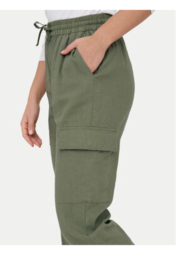 only - ONLY Spodnie dresowe Caro 15310987 Zielony Cargo Fit. Kolor: zielony. Materiał: len
