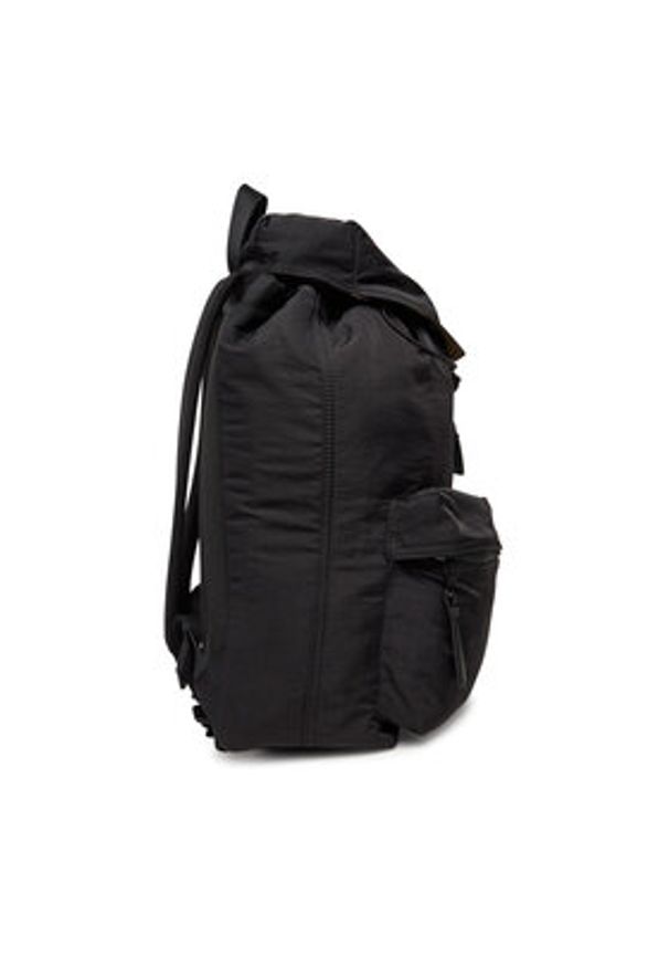 Calvin Klein Jeans Plecak Metro Nylon Flap Bp 43 Ny LV04G3085G Czarny. Kolor: czarny. Materiał: materiał
