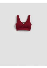 Reserved - Bezszwowy top w stylu sportowym - bordowy. Kolor: czerwony. Materiał: dzianina, prążkowany. Styl: sportowy