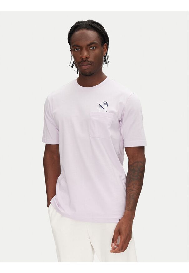 Adidas - adidas T-Shirt Lounge Slides Graphic Pocket JM0375 Fioletowy Regular Fit. Kolor: fioletowy. Materiał: bawełna