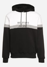 Born2be - Czarno-Biała Bluza o Prostym Kroju z Kapturem Zdobiona Nadrukiem Bonilie. Typ kołnierza: kaptur. Kolor: czarny. Materiał: tkanina. Wzór: aplikacja, nadruk #3