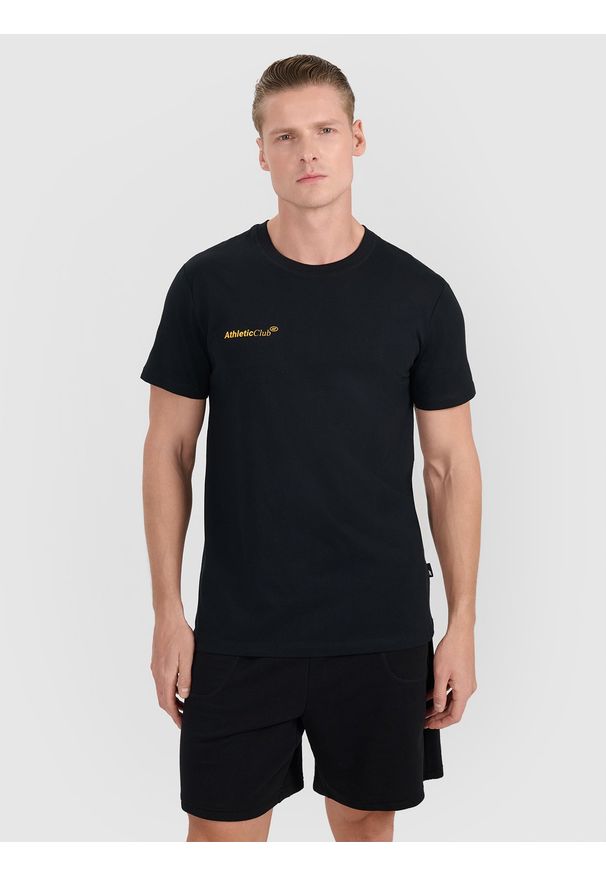 4f - 4F T-shirt regular z nadrukiem męski - czarny XL. Okazja: na co dzień. Kolor: czarny. Materiał: jersey, bawełna, materiał. Długość rękawa: krótki rękaw. Długość: krótkie. Wzór: nadruk. Styl: casual, klasyczny, sportowy