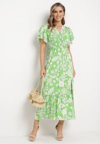 Born2be - Jasnozielona Wiskozowa Rozkloszowana Sukienka z Ozdobnym Wiązaniem i Koronkową Tasiemką z Gumką w Pasie Lalmarie. Okazja: na spotkanie biznesowe, na co dzień, na spacer, do pracy. Kolor: zielony. Materiał: wiskoza, koronka. Wzór: aplikacja. Styl: biznesowy, casual #1