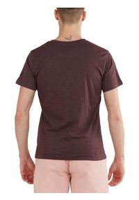 FUNDANGO - T-shirt męski Fundango Basic - T Logo-4 krótki rękaw. Kolor: czerwony. Materiał: bawełna, materiał. Długość rękawa: krótki rękaw. Długość: krótkie