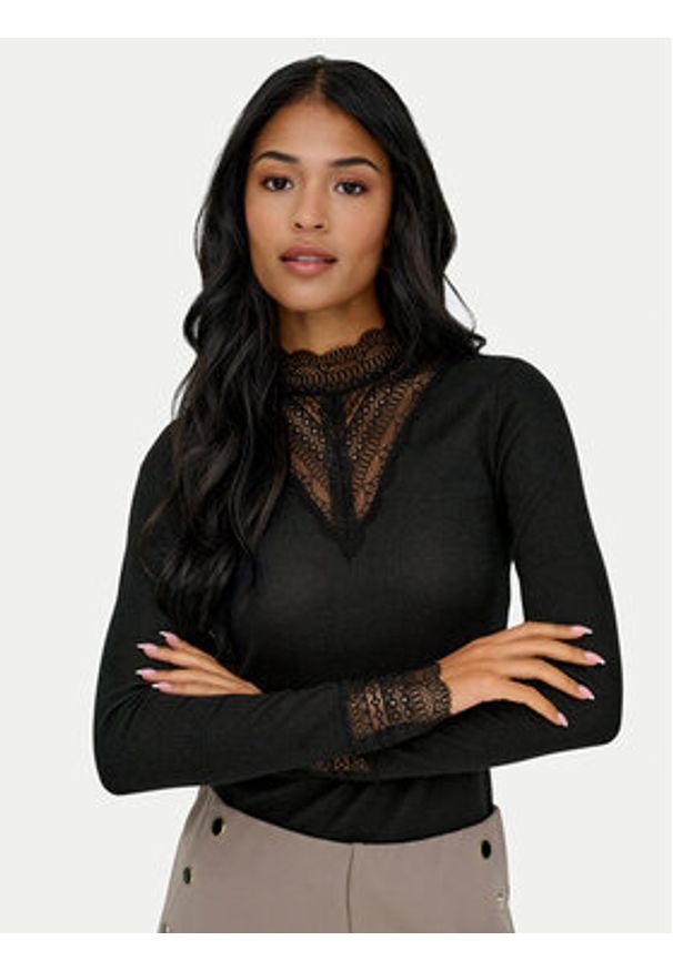 only - ONLY Bluzka Tilde 15344695 Czarny Regular Fit. Kolor: czarny. Materiał: syntetyk