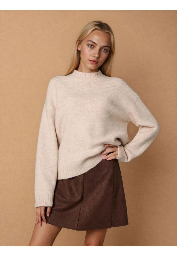 Sinsay - Sweter basic - kremowy. Kolor: kremowy