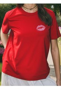 Sinsay - Koszulka z drobnym nadrukiem - czerwony. Kolor: czerwony. Wzór: nadruk #1